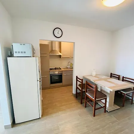 Apartment Apartman Elli *