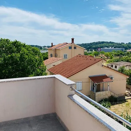 Apartment Apartman Elli