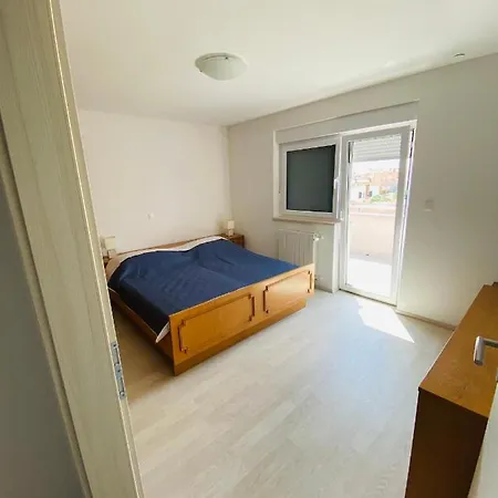 Apartment Apartman Elli